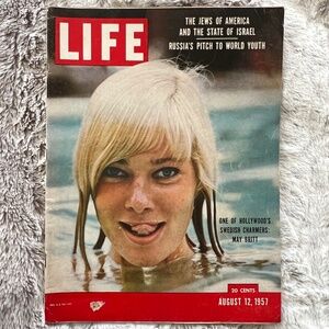 VTG LIFE August 12, 1957 May Britt Swedish Charmers - Jews of America - Russia